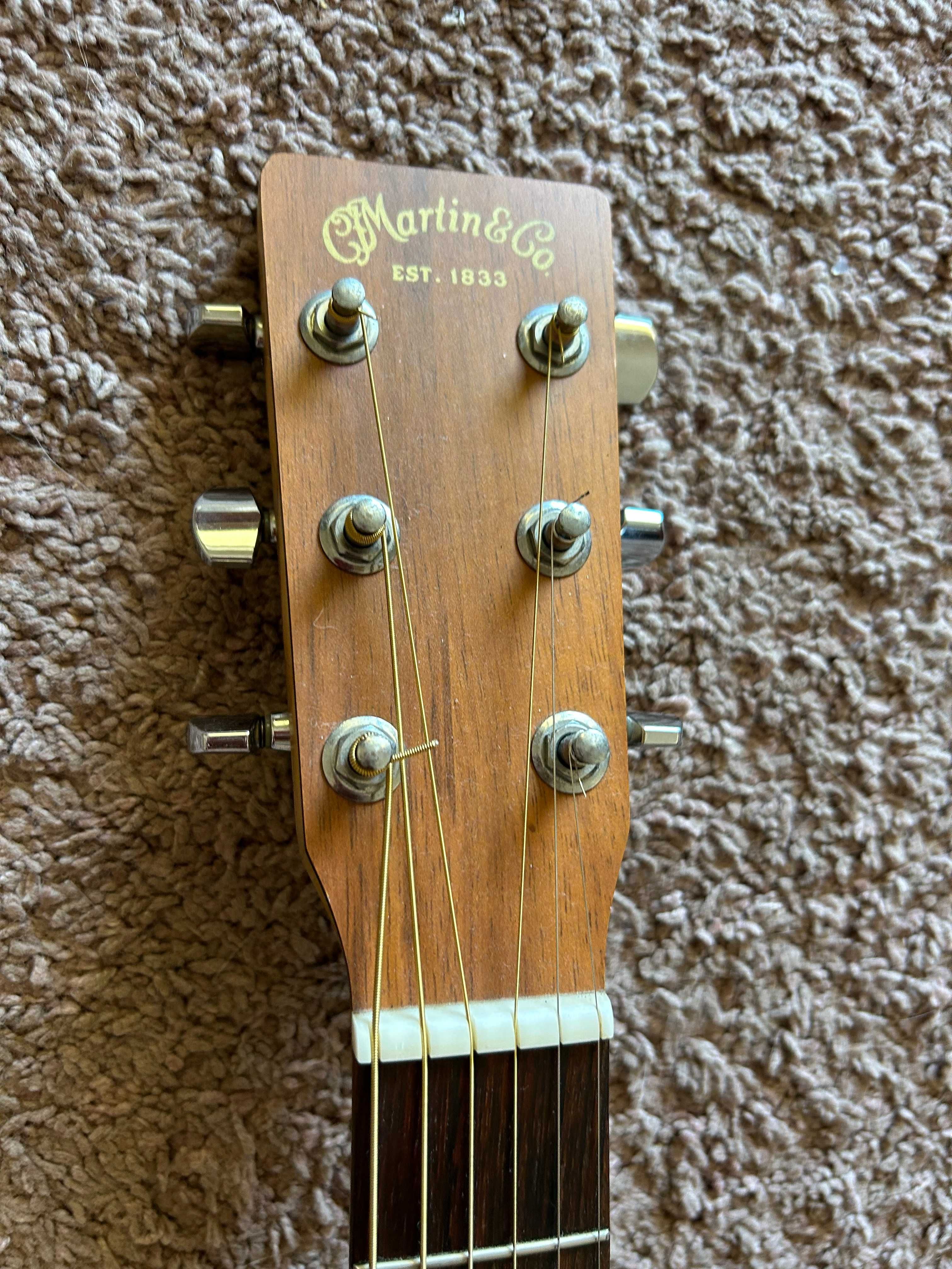Guitarra acústica Martin OMC-X1KE