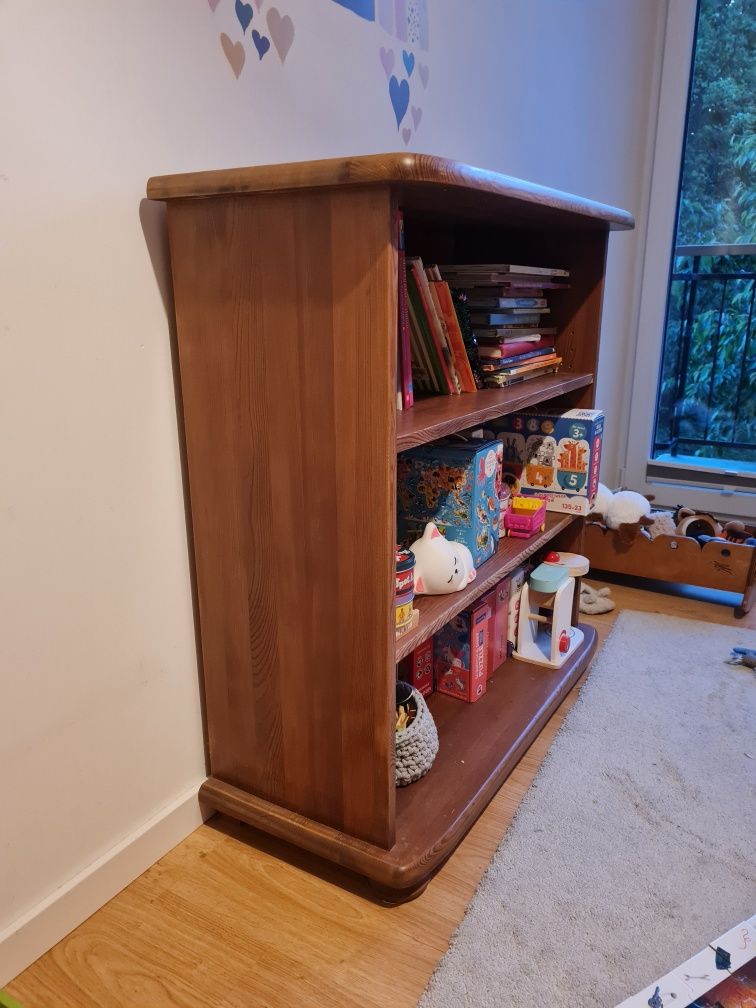 Regał drewniany montessoriański/biblioteczka