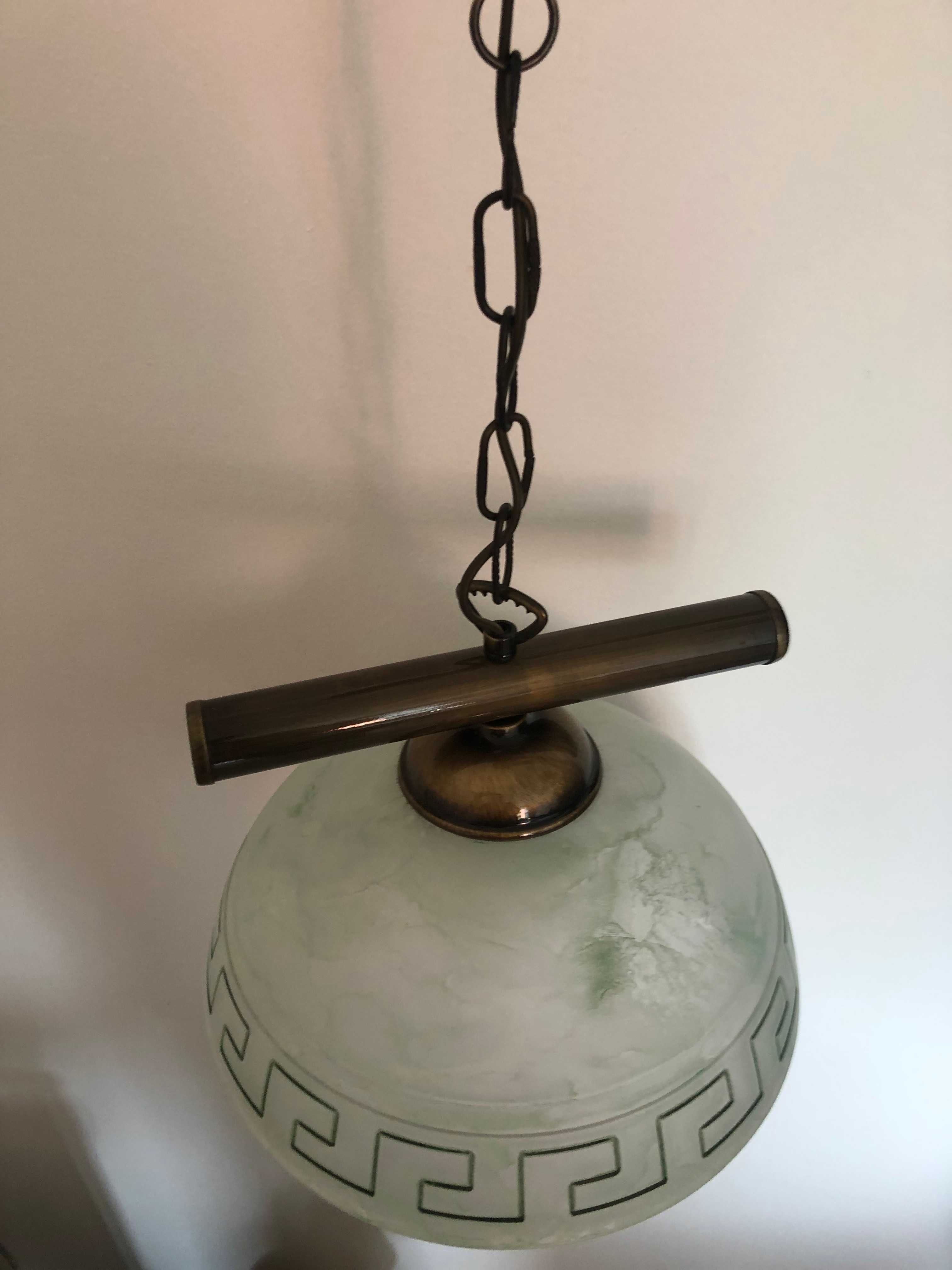 Oryginalna lampa wisząca.