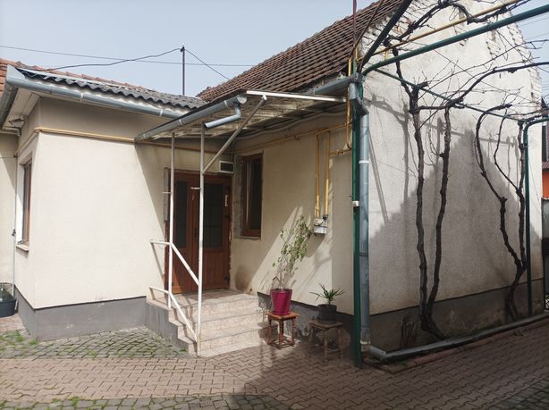 Продаж будинку в Мукачеві.