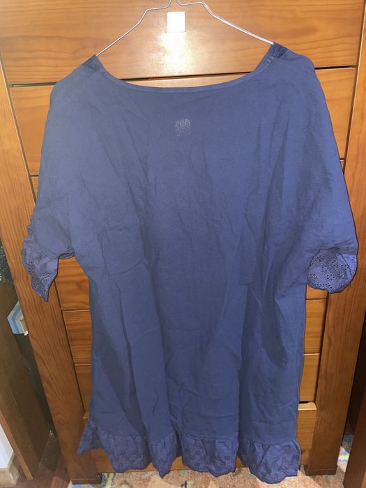 Vestido Novo casual com Decote