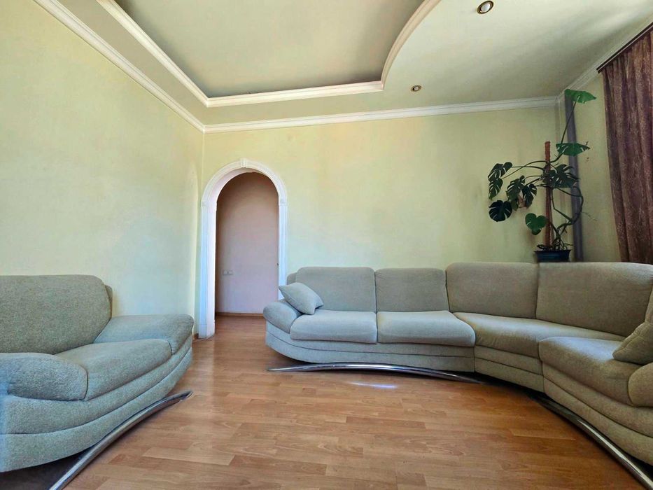 Продам 3к/кв з автономним опаленням вул.Незалежності/Титова