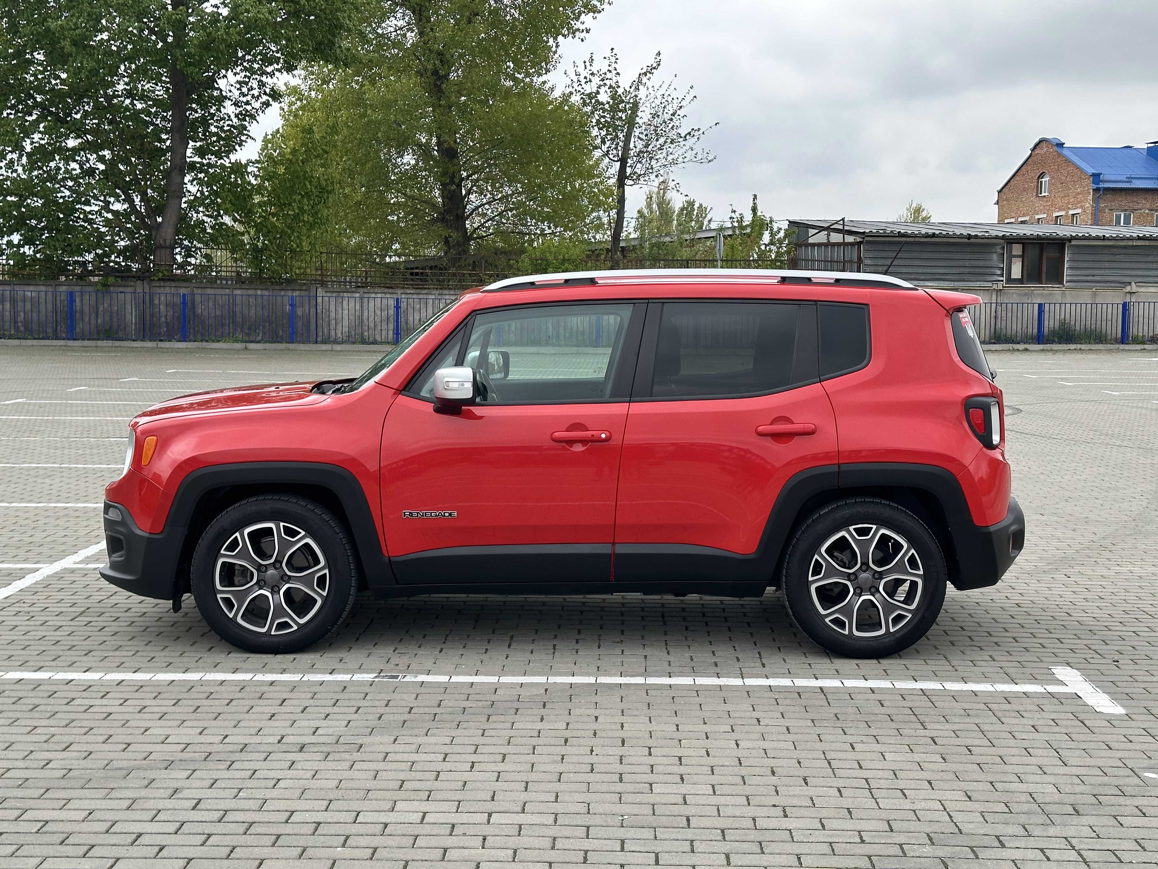 Продам Jeep Renegade 2015 Limited 2.4 автомат.