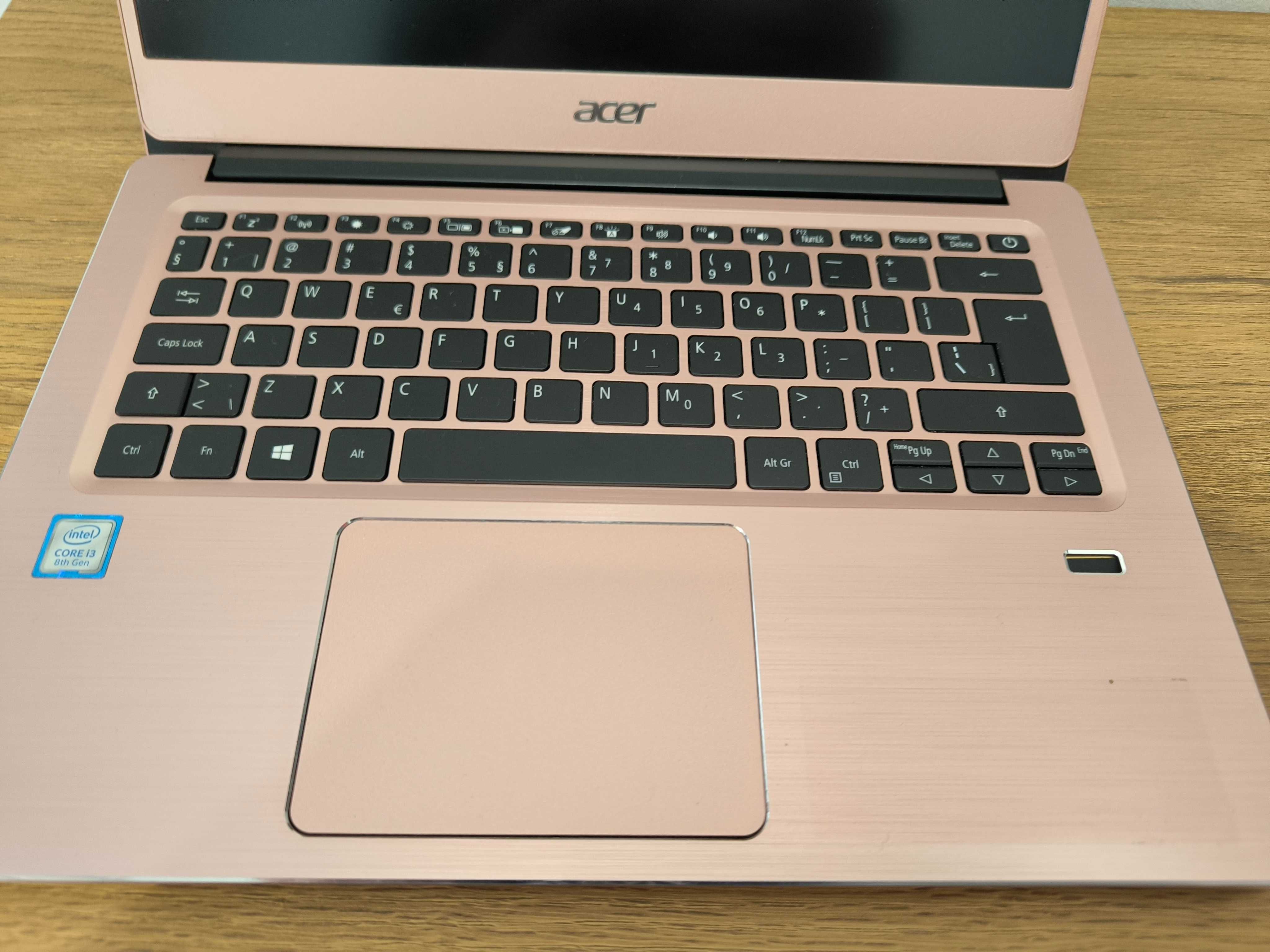Acer Swift 3 i3 4GB DDR4 SSD Win10 GW FV