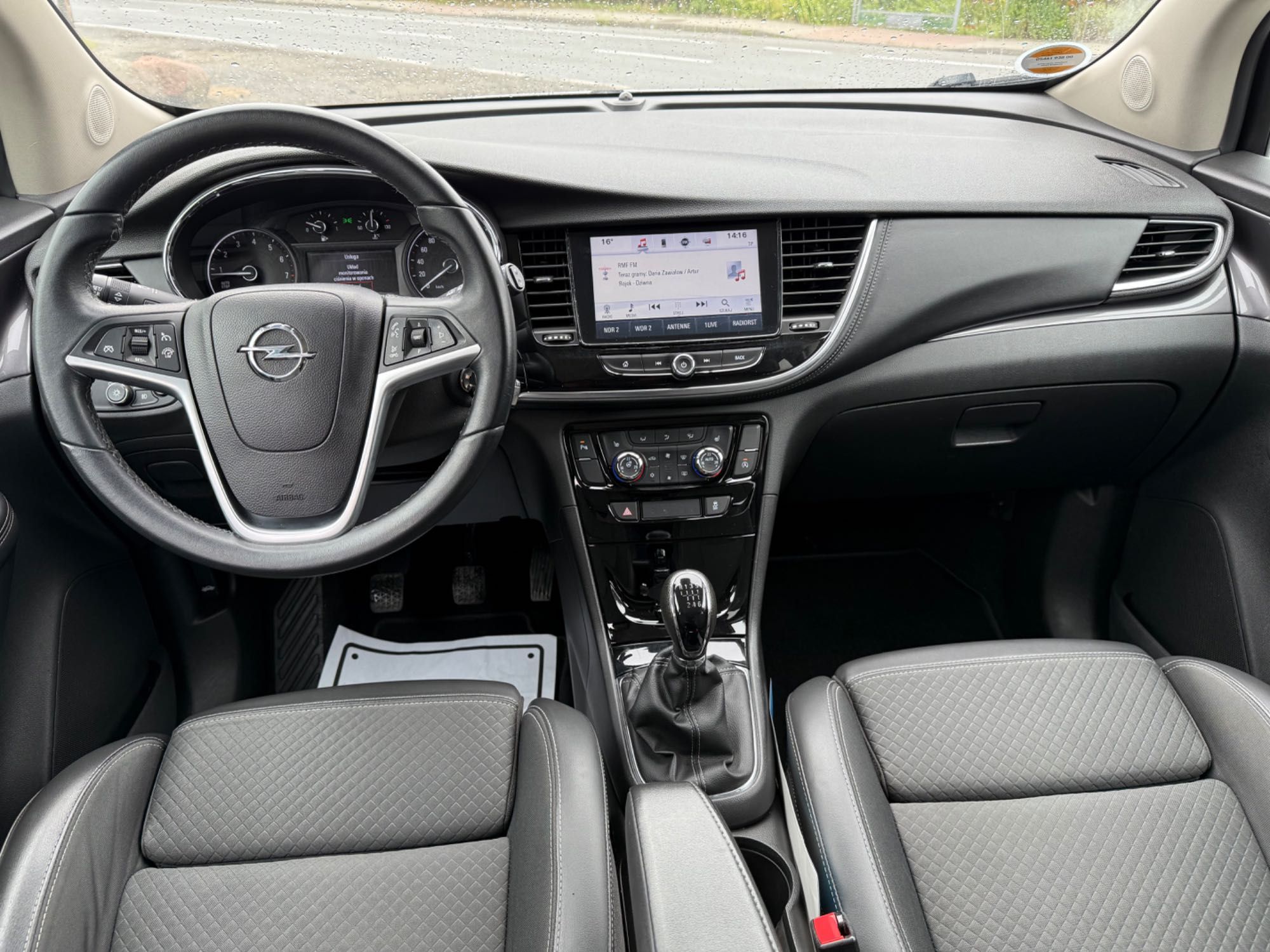OPEL MOKKA 1 WŁASCICIEL Opony Wielosezonowe Czarny Dach Kamera Skora