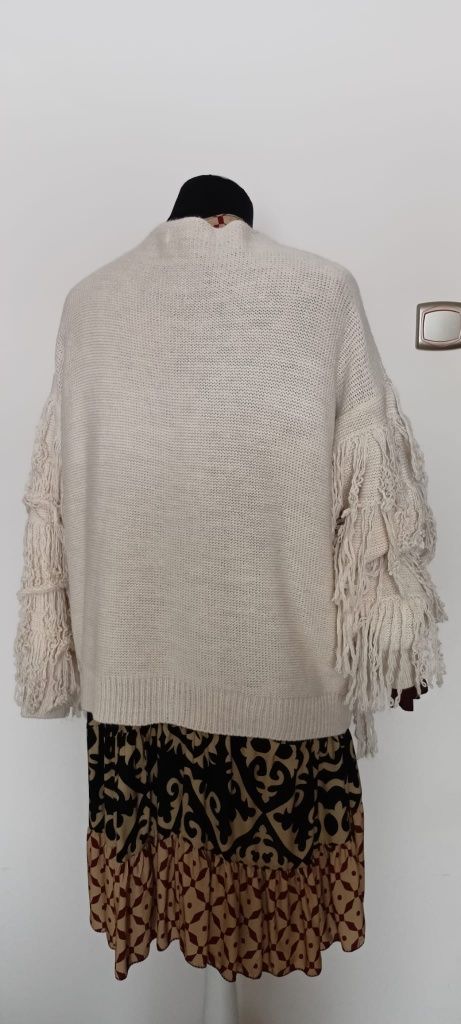 Sweter bezowy kardigan