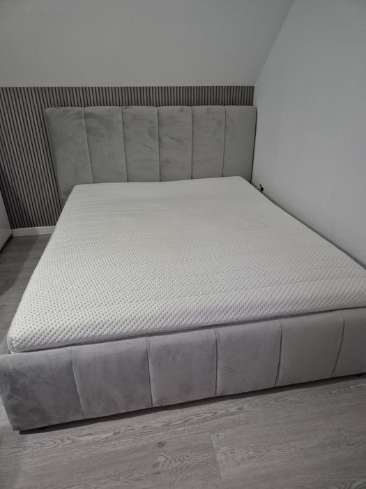 Materac na łóżko 160x200
