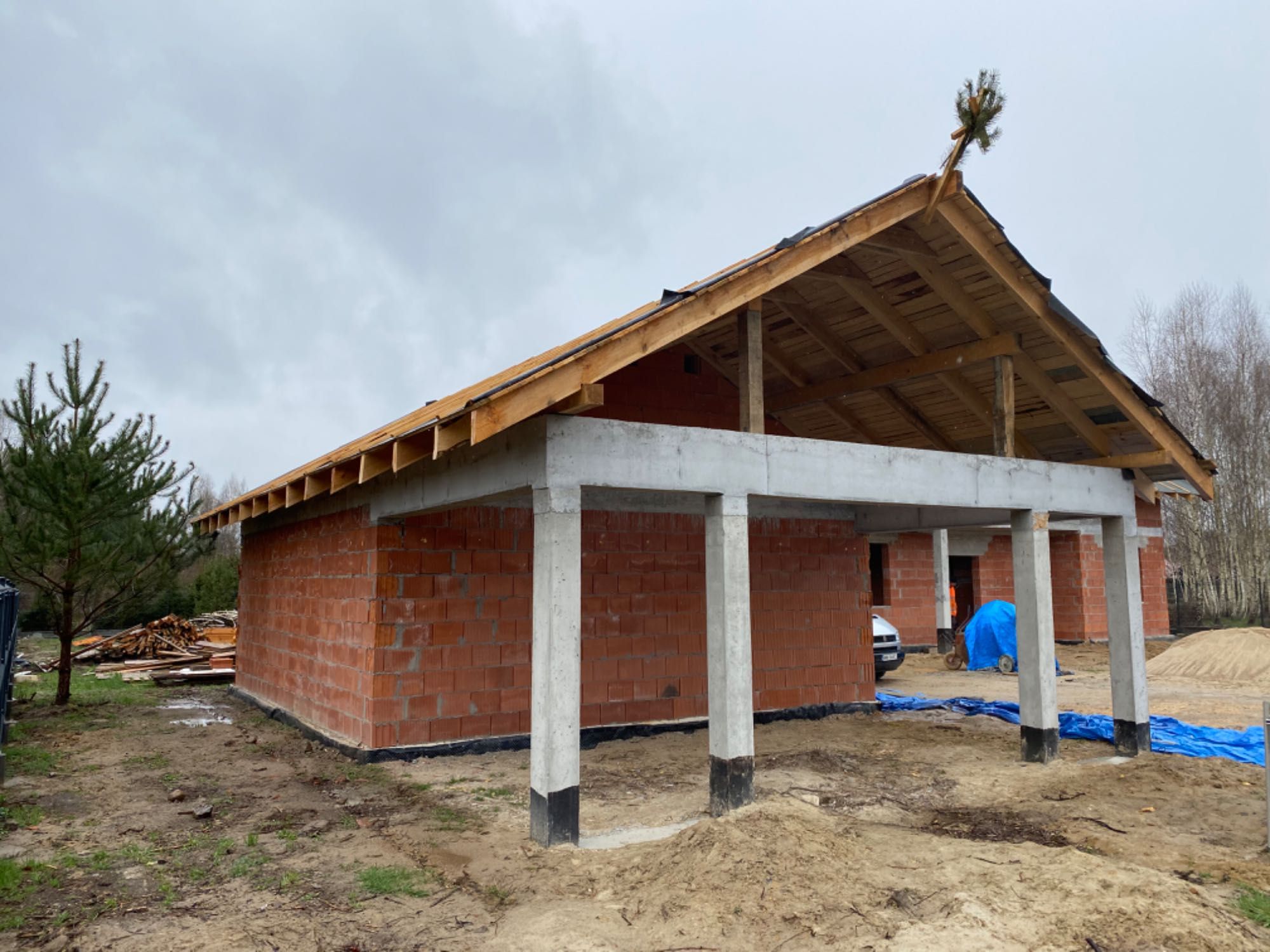 Dom murowany? Zbudujemy dla Ciebie stan surowy – wolne terminy!