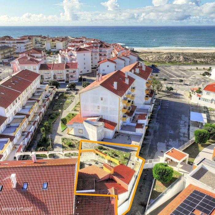Café, Bar, Restaurante a 50m da Praia com Esplanada!