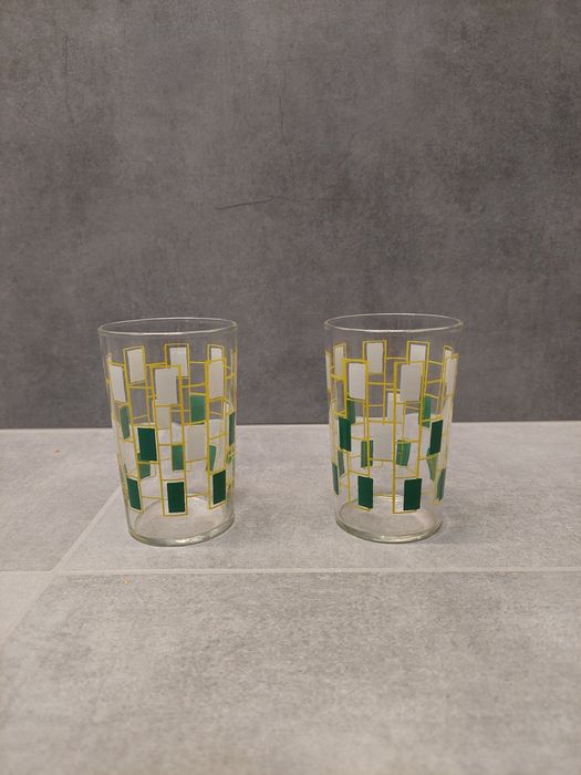 Zestaw szklanek w prostokąty prl vintage