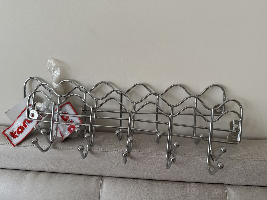 Вішалка металева 5 крючків