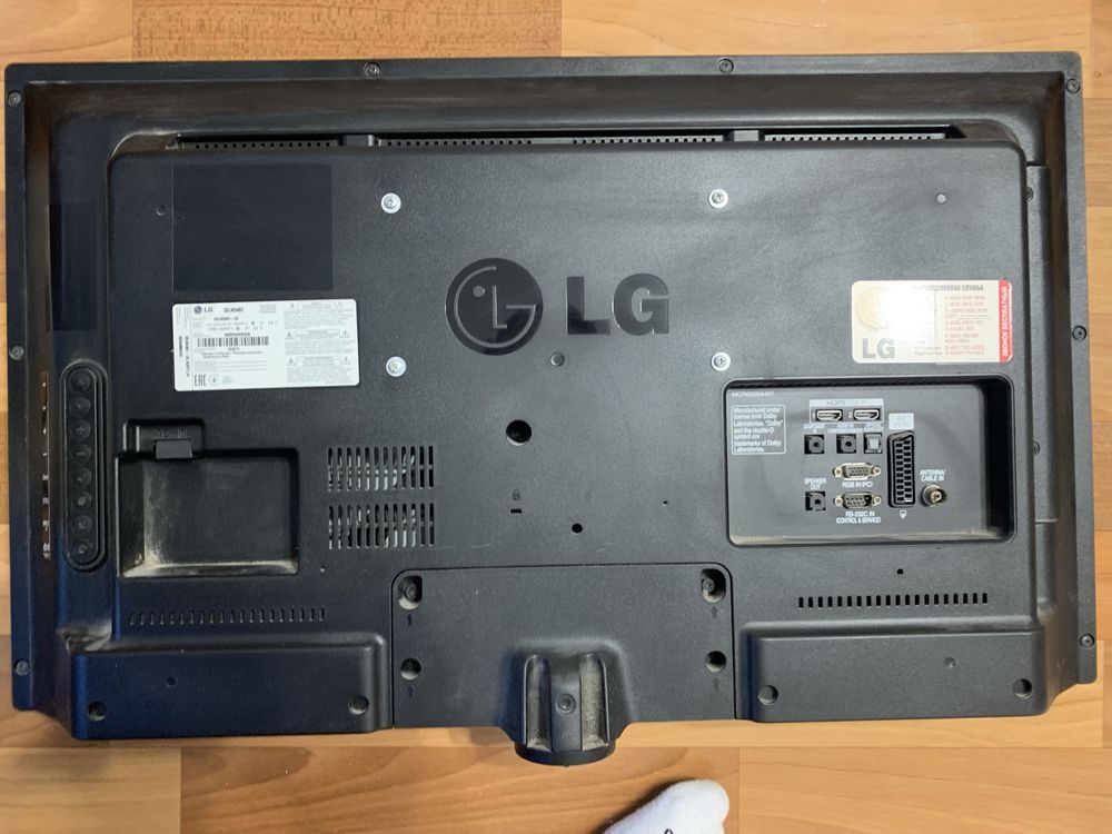 Телевізор LG 32LN548C