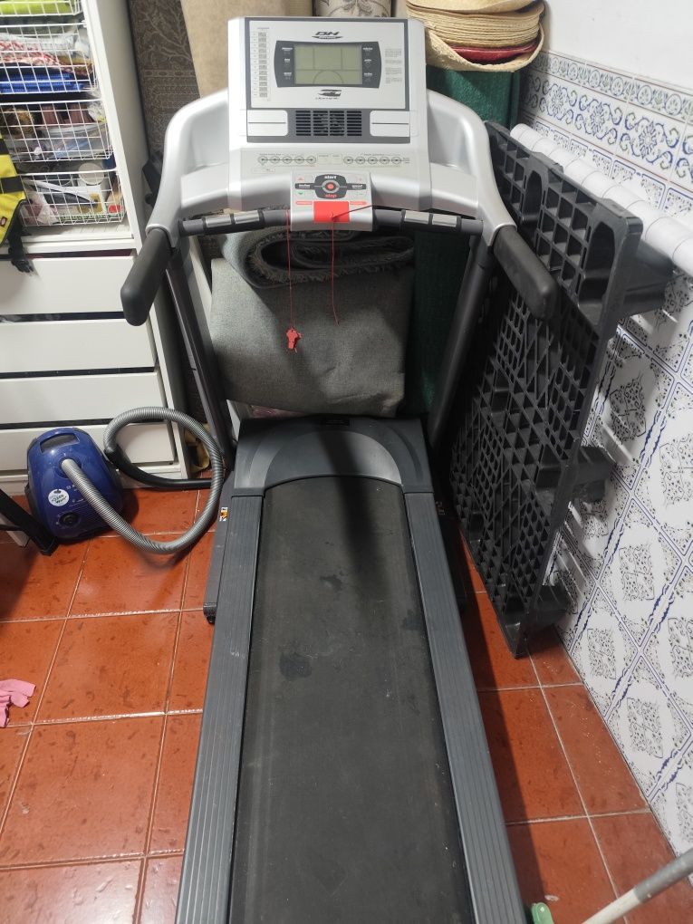 Passadeira de correr BH F1