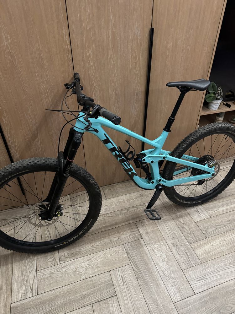 Trek Slash 8 2022 M/L