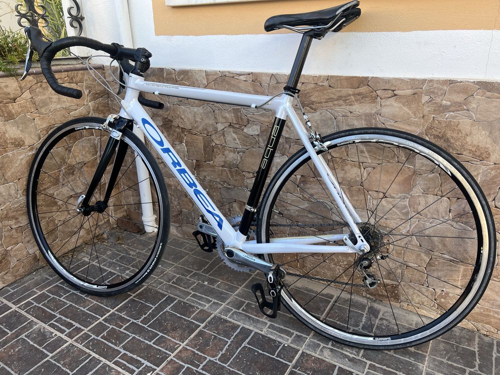 Orbea Aqua bicicleta estrada
