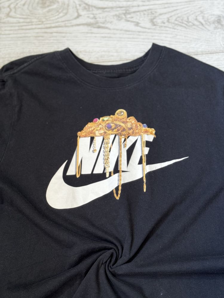 Футболка Nike tee gold print