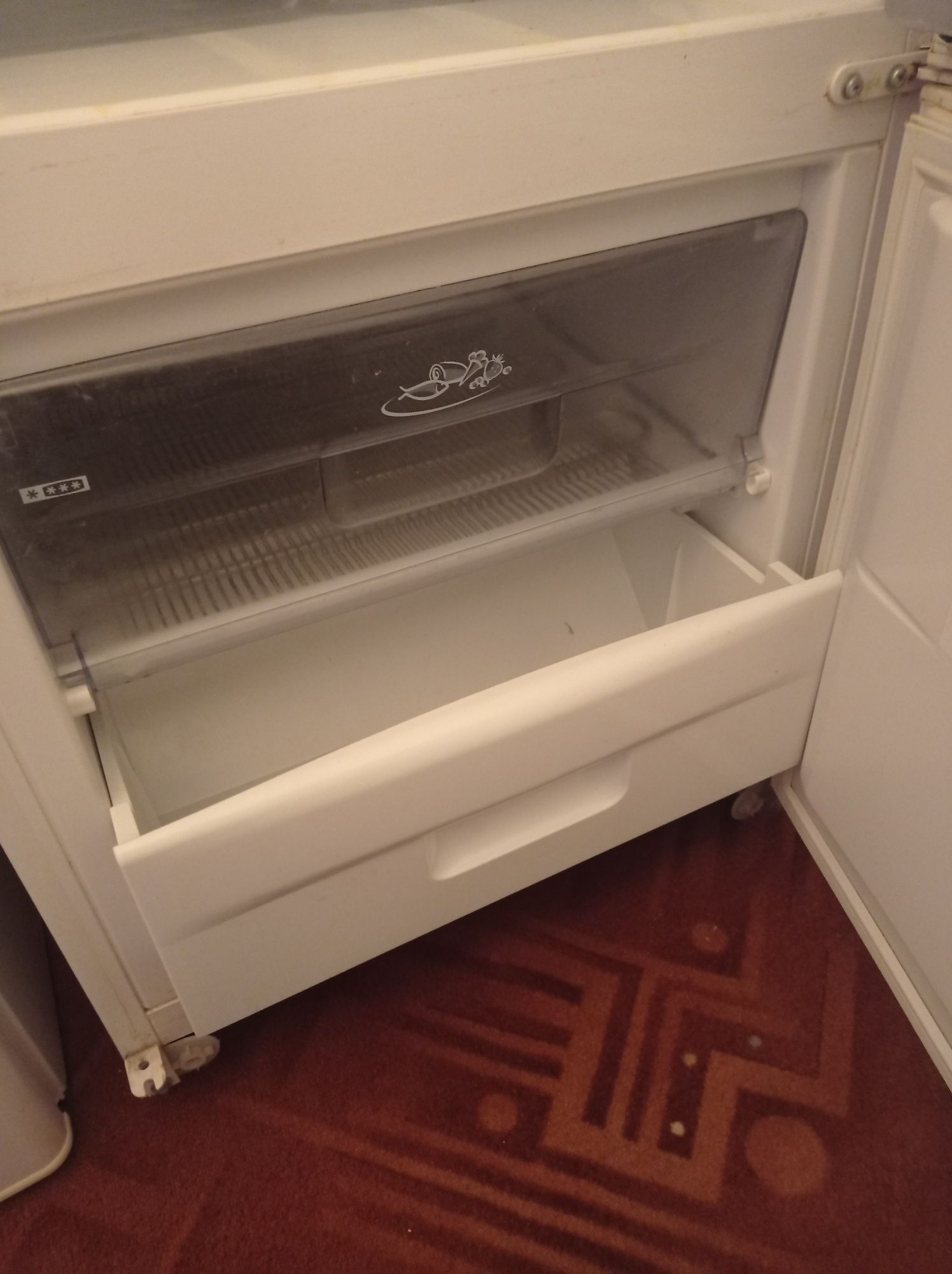 Холодильник Snaige, неробочий