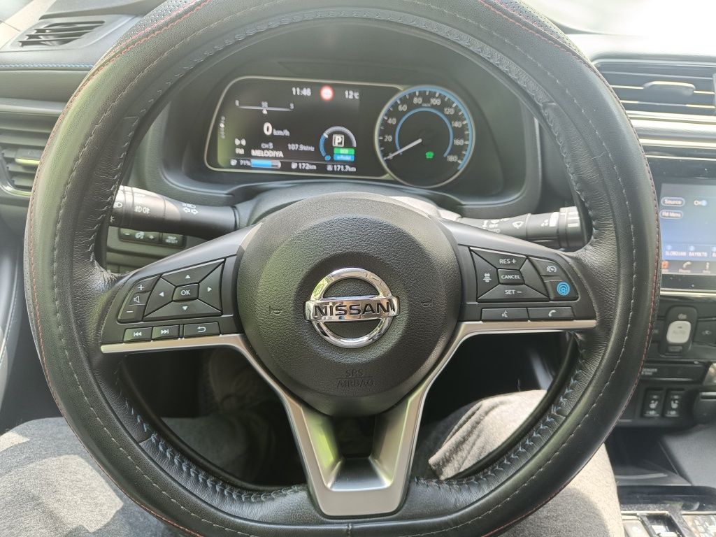 Nissan Leaf 2018 Tekna максимальна комплектація