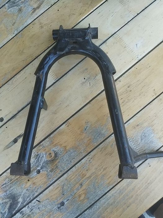 Продам центральну ножку на альфу