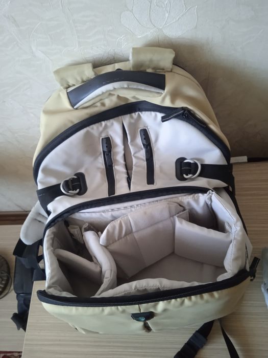 Аксессуары для фото и видеотехники.Штатив напольный.Рюкзак для фото