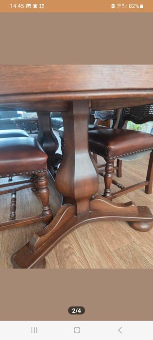 Дубовий масивний стіл з кріслами