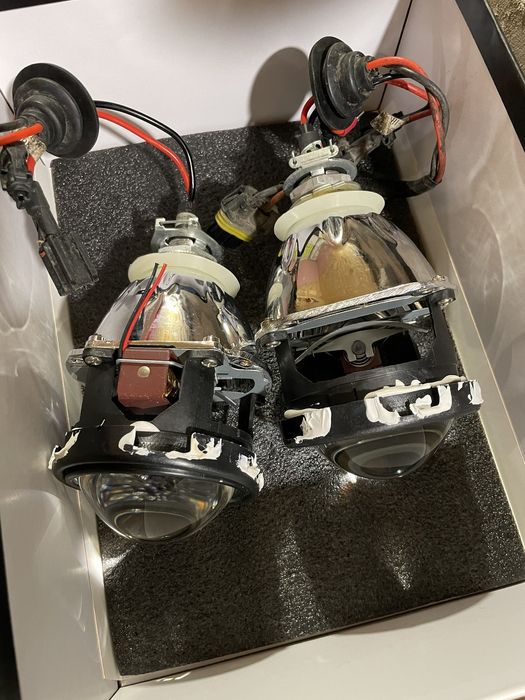 Продам линзы Н7 + ксенон