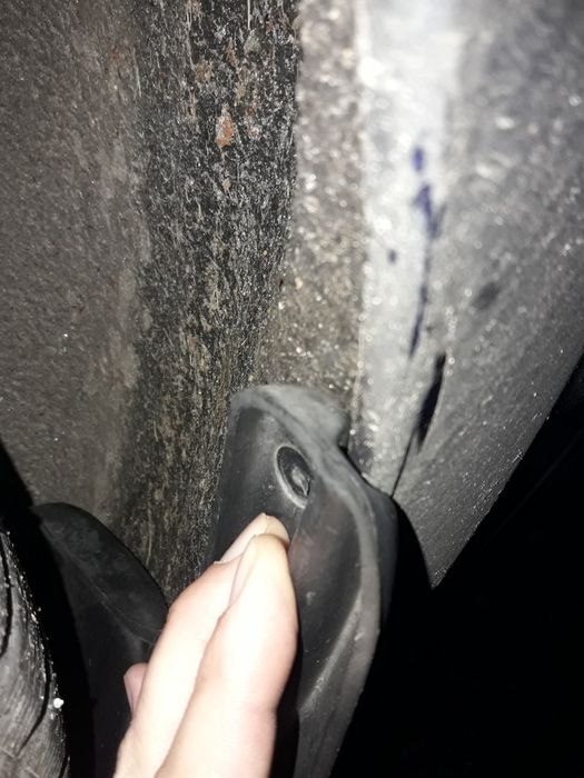 Брызговики на фольксваген джетта 6