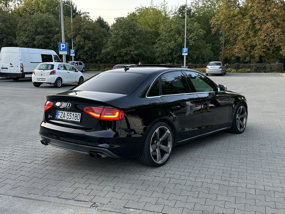 Audi S4 b8.5 333 km