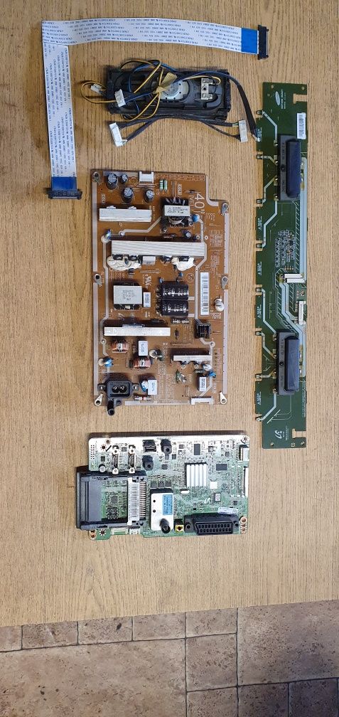 Płyta główna Samsung LE40D503F7W UE32F6400AW LG