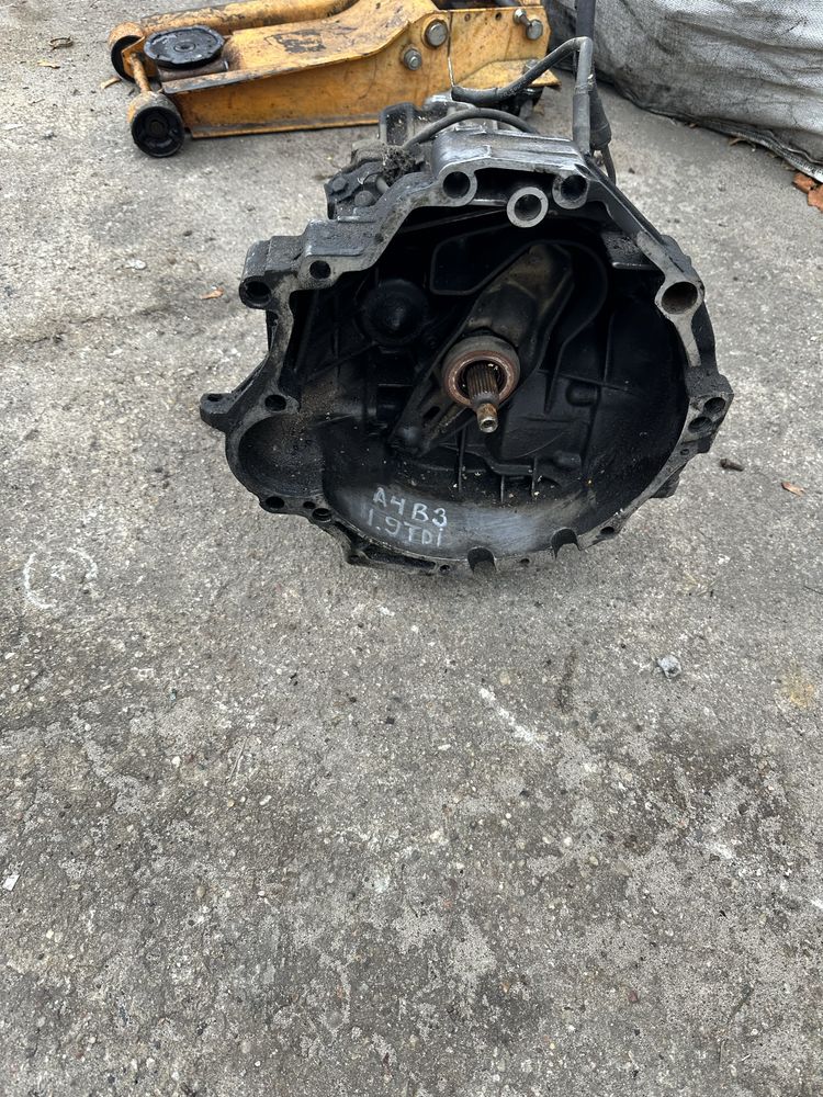 Skrzynia biegów Audi 80 B3 AKM 1.8 benzyna