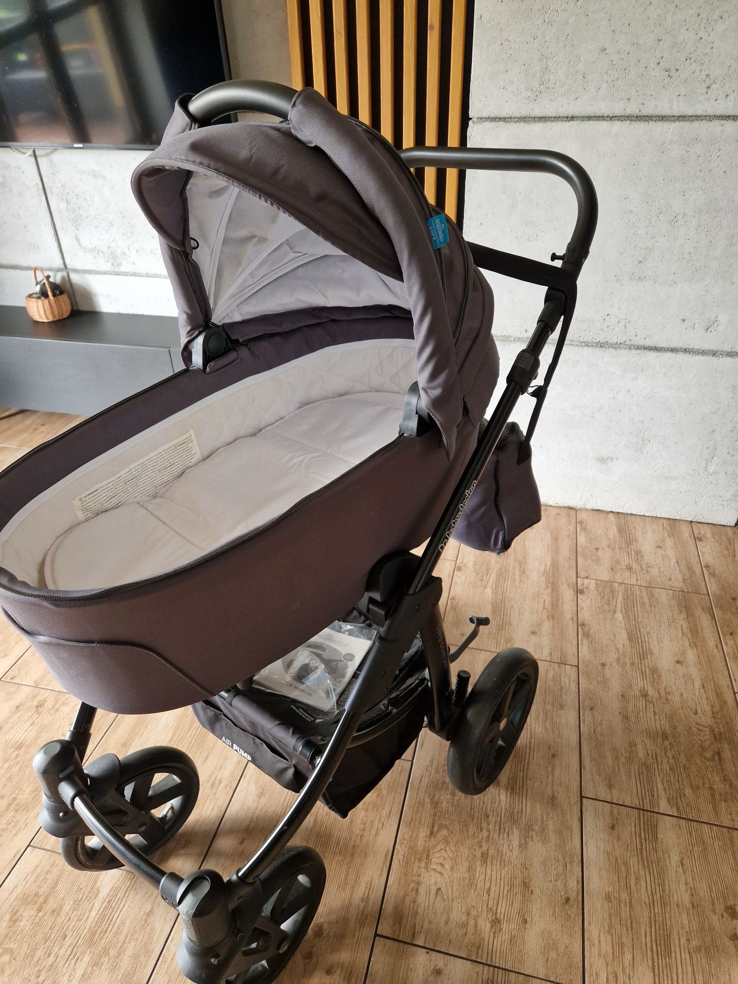Wózek Baby Design Lupo Comfort, kompletny zestaw