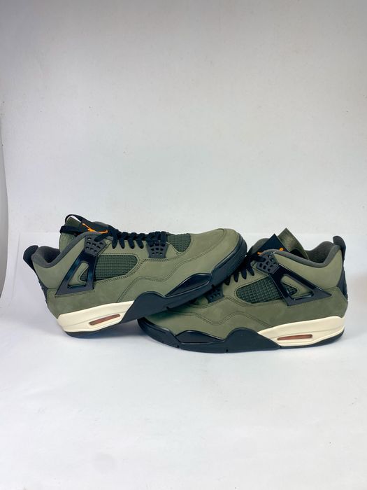 Jordan 4 Retro OG Undefeated (2025) - 44.5 ao 47.5