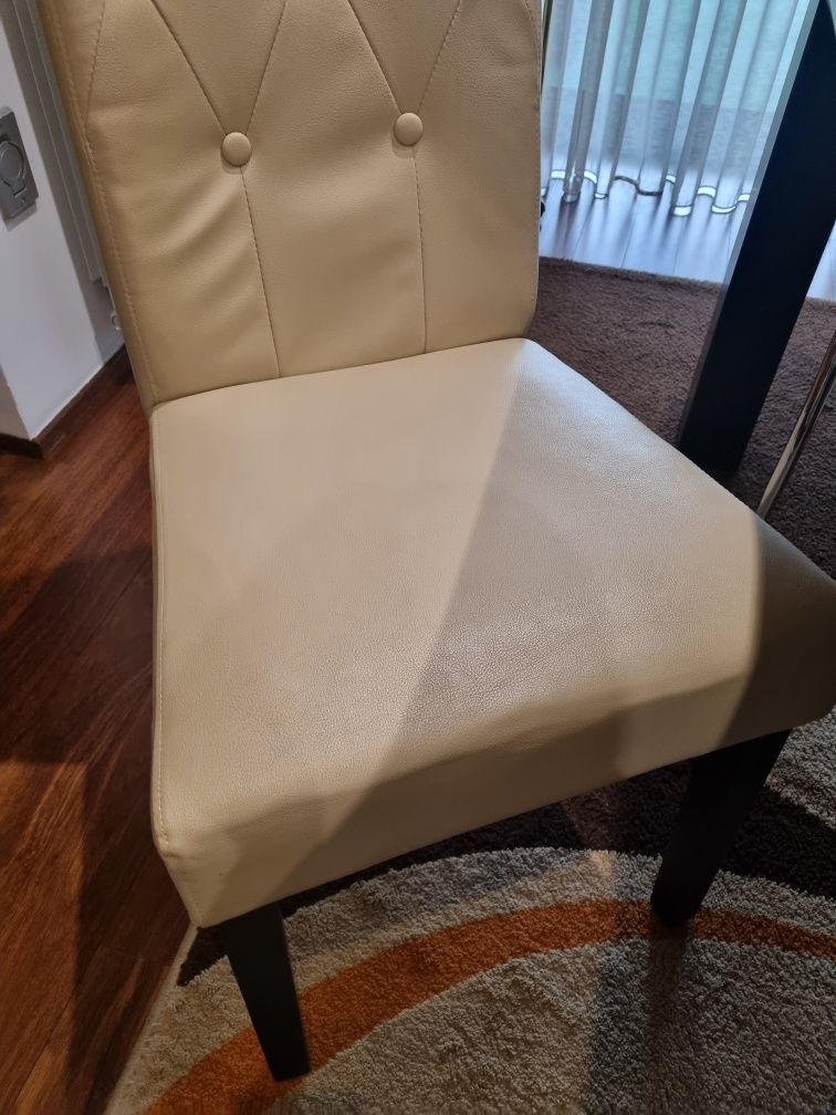 Conjunto de 4 cadeiras de sala de jantar