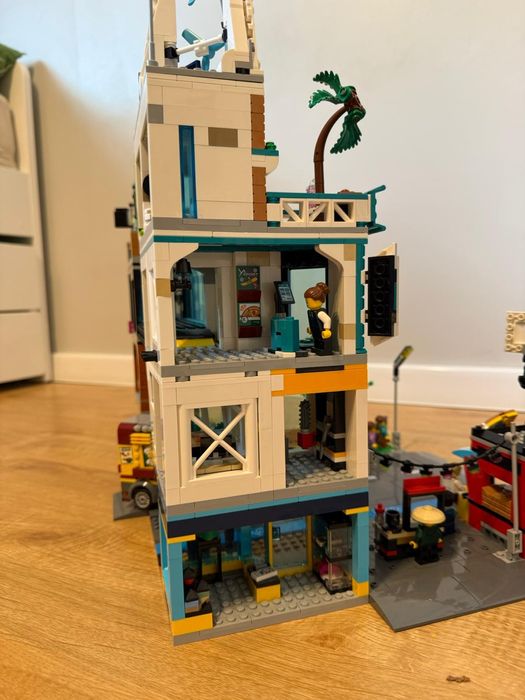LEGO CITY zestaw centrum miasta śródmieście + dodatkowy zestaw