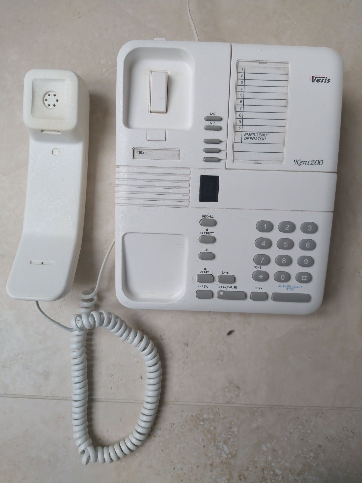 Telefon stacjonarny z sekretarką Veris Kent 200