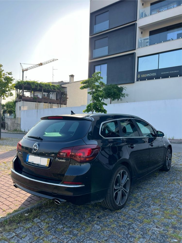 Opel Astra BiTurbo