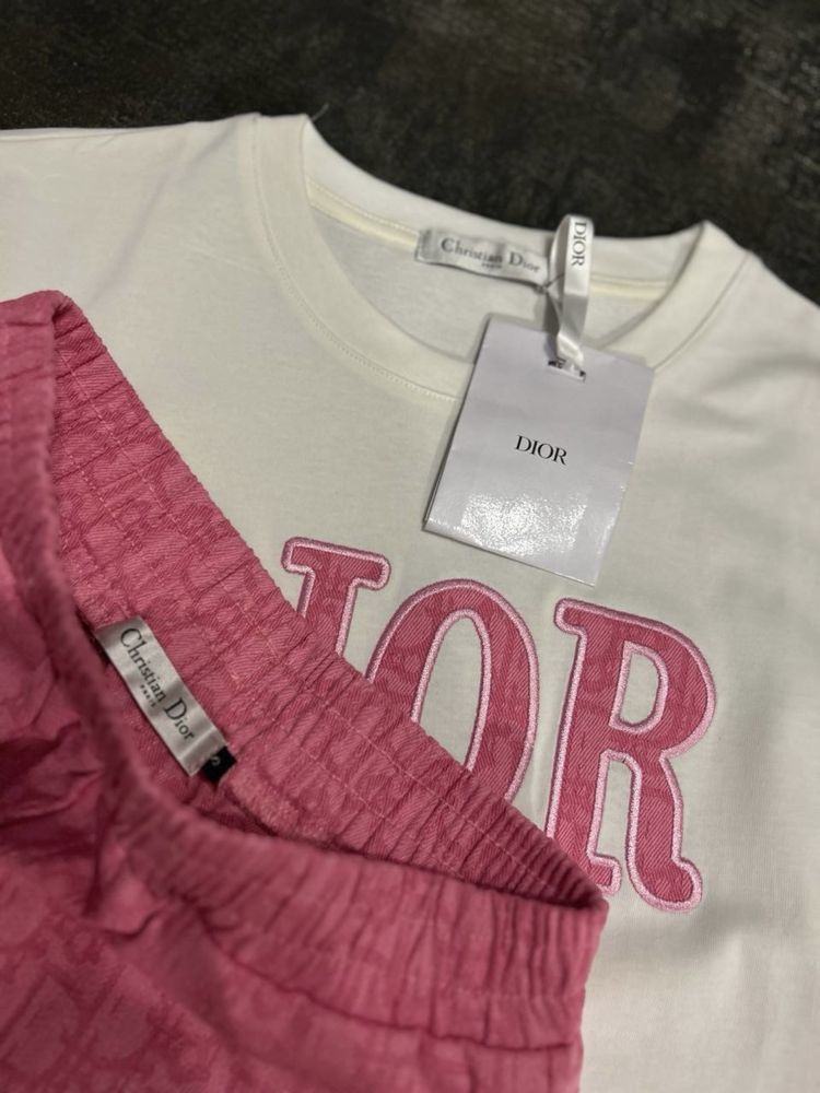 Комплект футболка шорти Dior