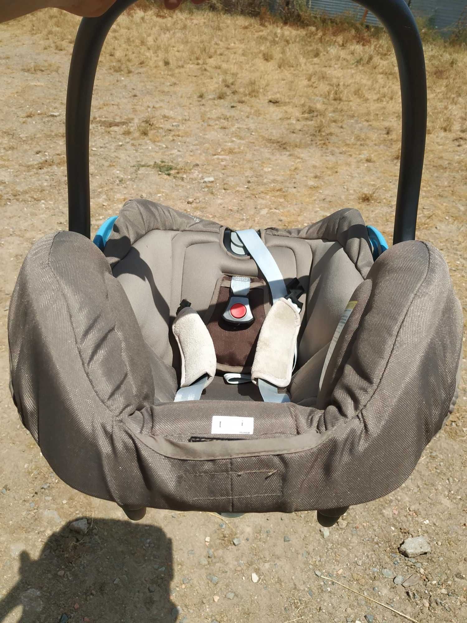 cadeira de bebé auto e para carrinho