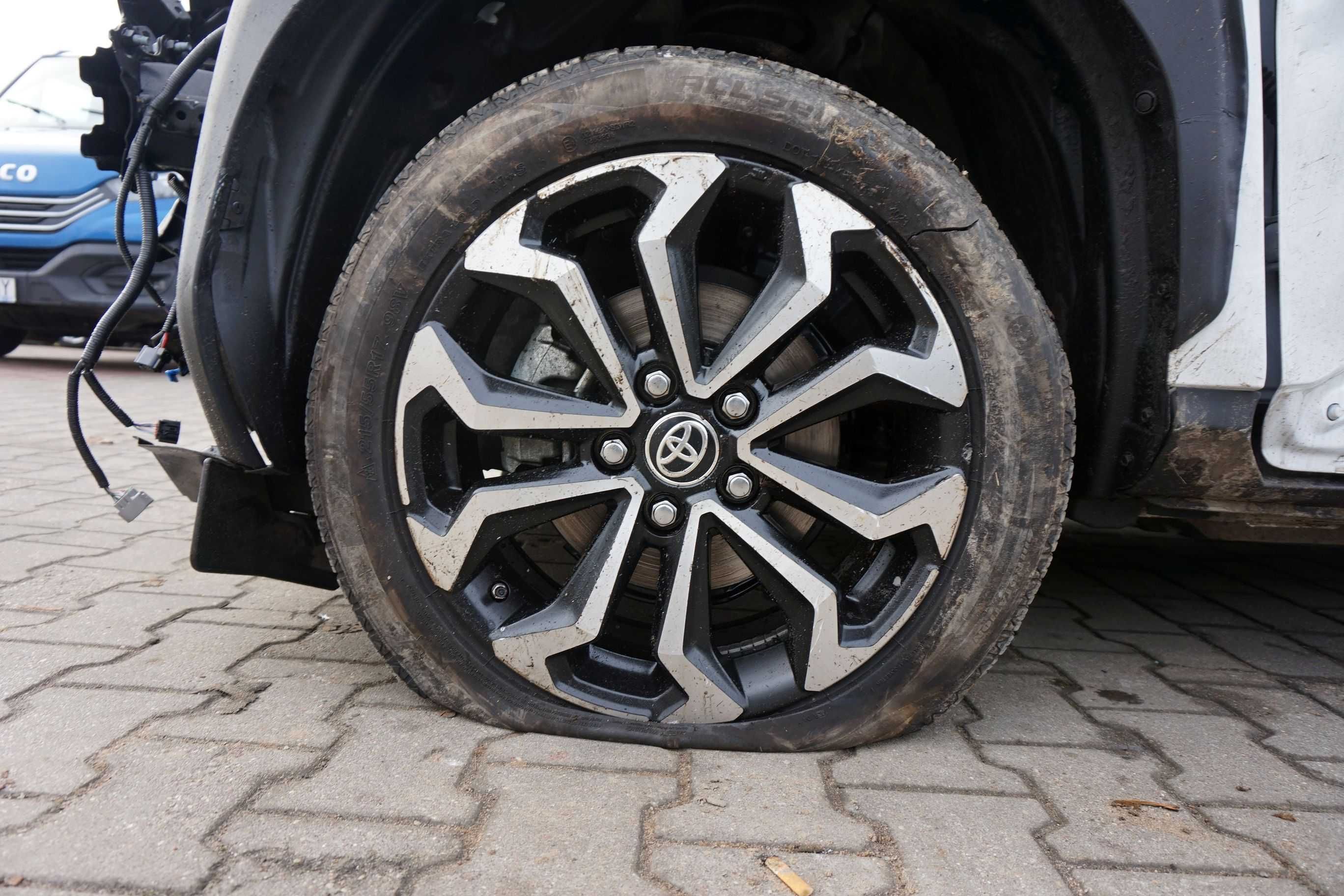 Toyota Yaris Cross 2023r Uszkodzony 1.5 Hybrid