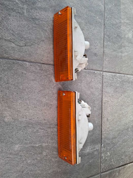 Piscas frente Renault 5