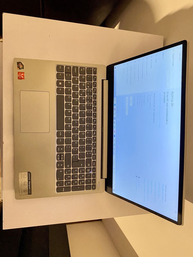 Lenovo ideapad 330S