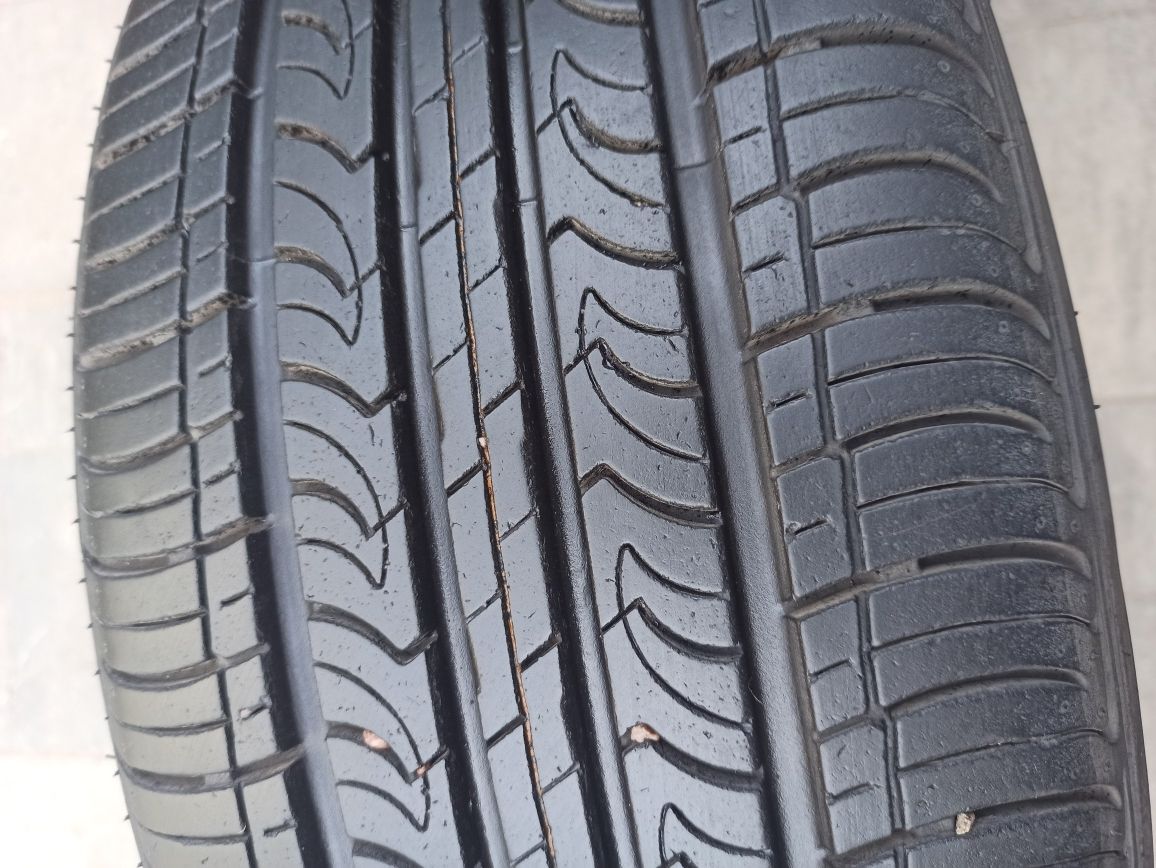 Продам ОДНО колесо 205/55 R16 Nexen Roadstone Classe Premiere CP672