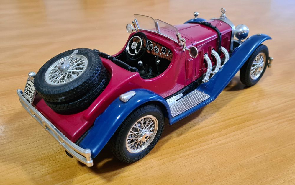 Mercedes Benz SSK - escala 1/18