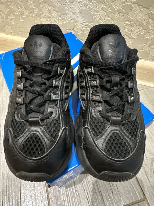 Оригінальні ADIDAS Ozmillen EL I