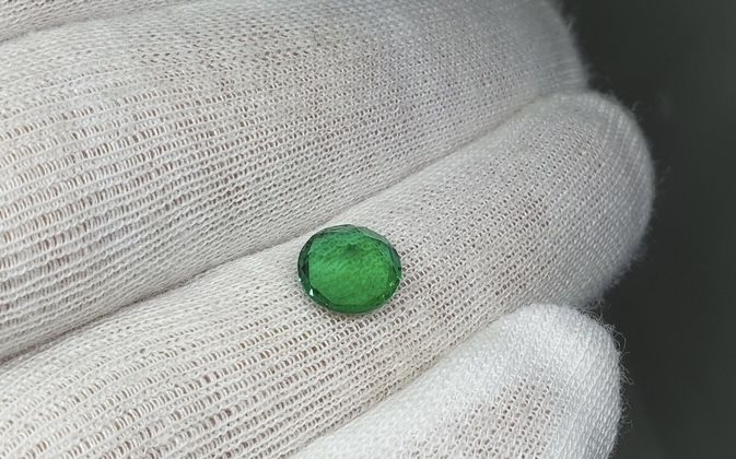 Смарагд колумбійський 1.55 ct изумруд колумбийский