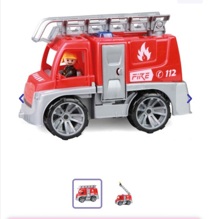 Пожарная машина фирмы LENA