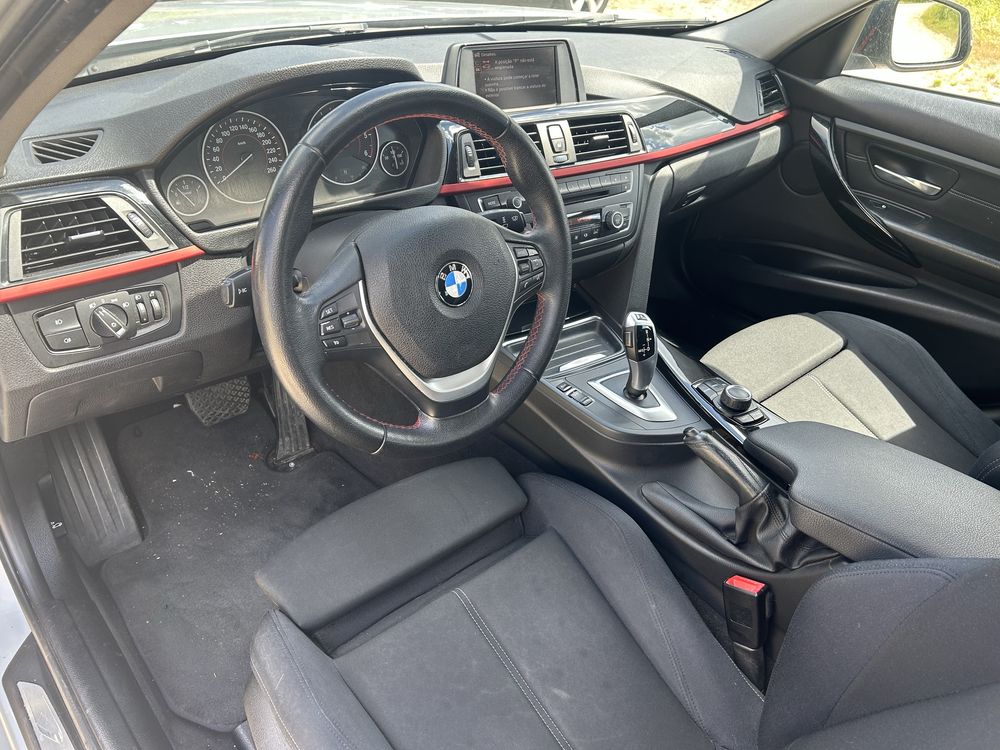 BMW 318 d auto de 2013 Nacional revisoes na marca
