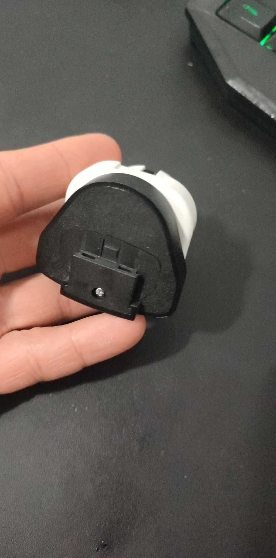 Adapter podróżny do gniazdka