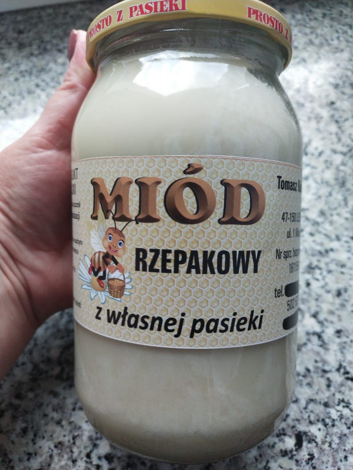 Miód z własnej pasieki