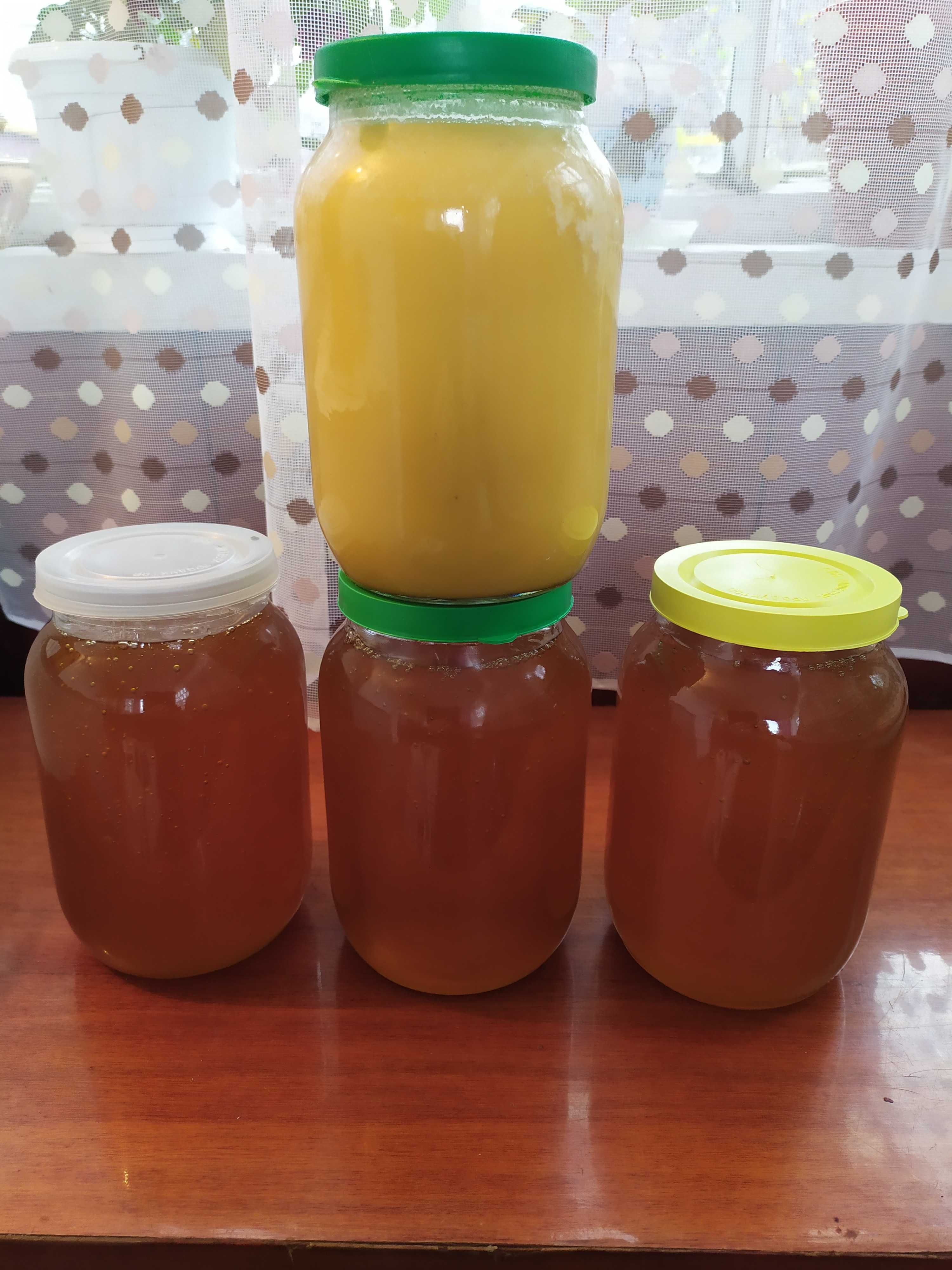 Продам свіжий мед.
